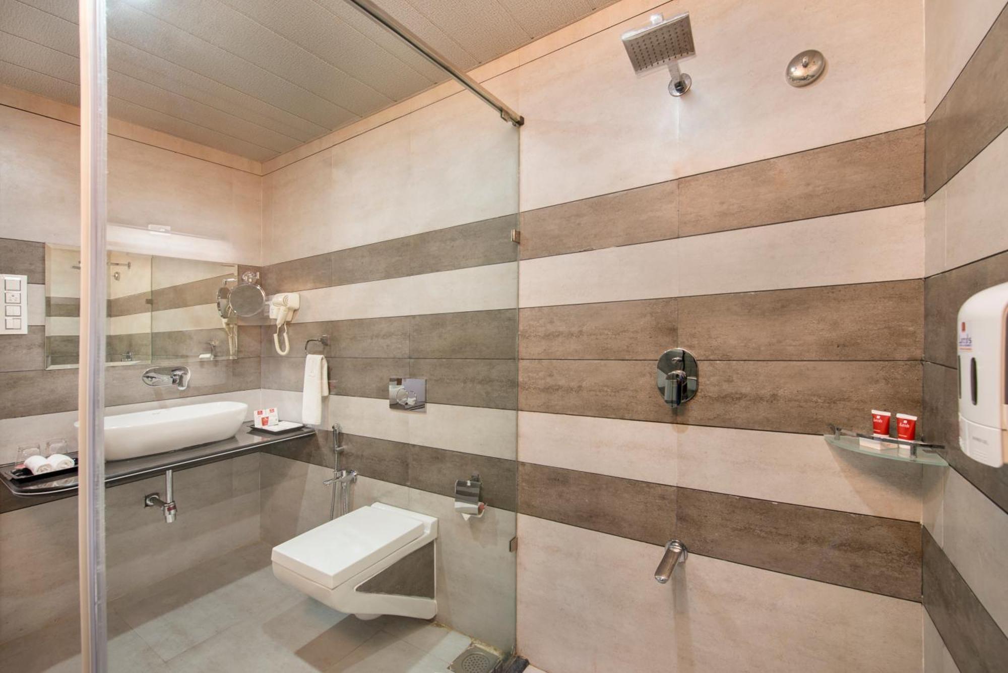 Lords Eco Inn Morbi الغرفة الصورة